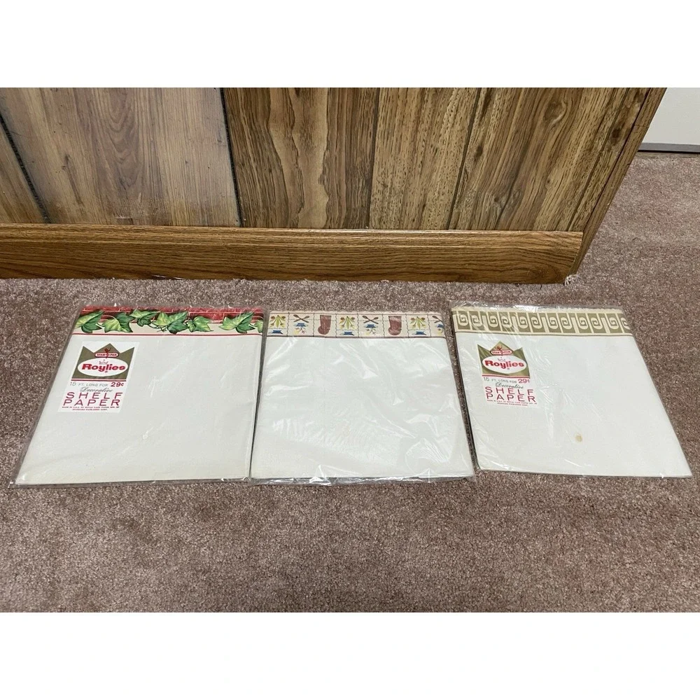 Roylies Shelf Liner Lot of 3‎ Paper 15' Each Ivy -Kitchen -Gold Design Vintage